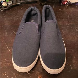 Mens Slip On Size 10